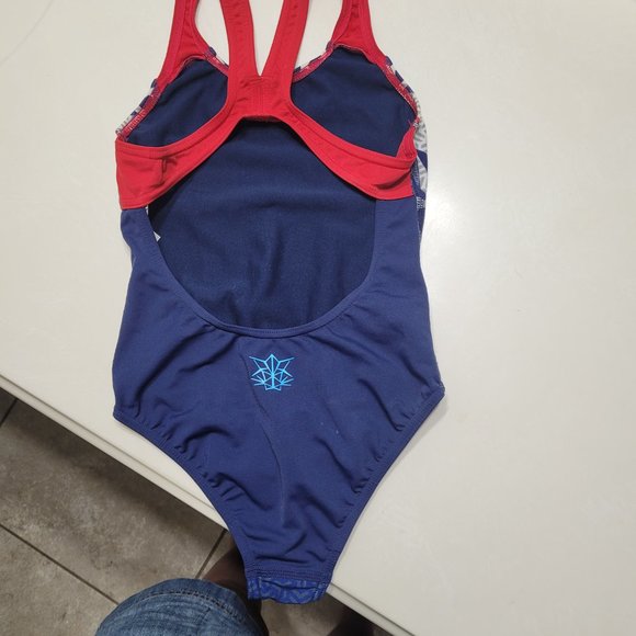 Arena practice swimsuit size 22 - Picture 3 of 4
